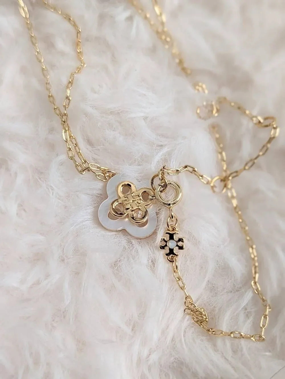 TORY BURCH Kira Stacked Clover Gold Charm Necklace